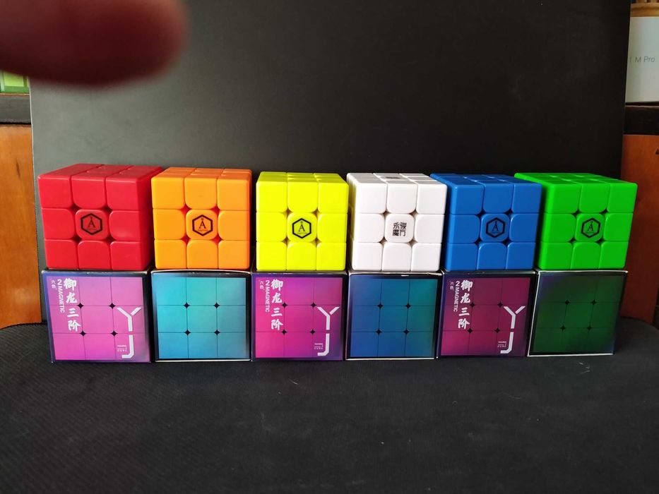 Кубик 3х3x3 "Yulong V2 M Power"