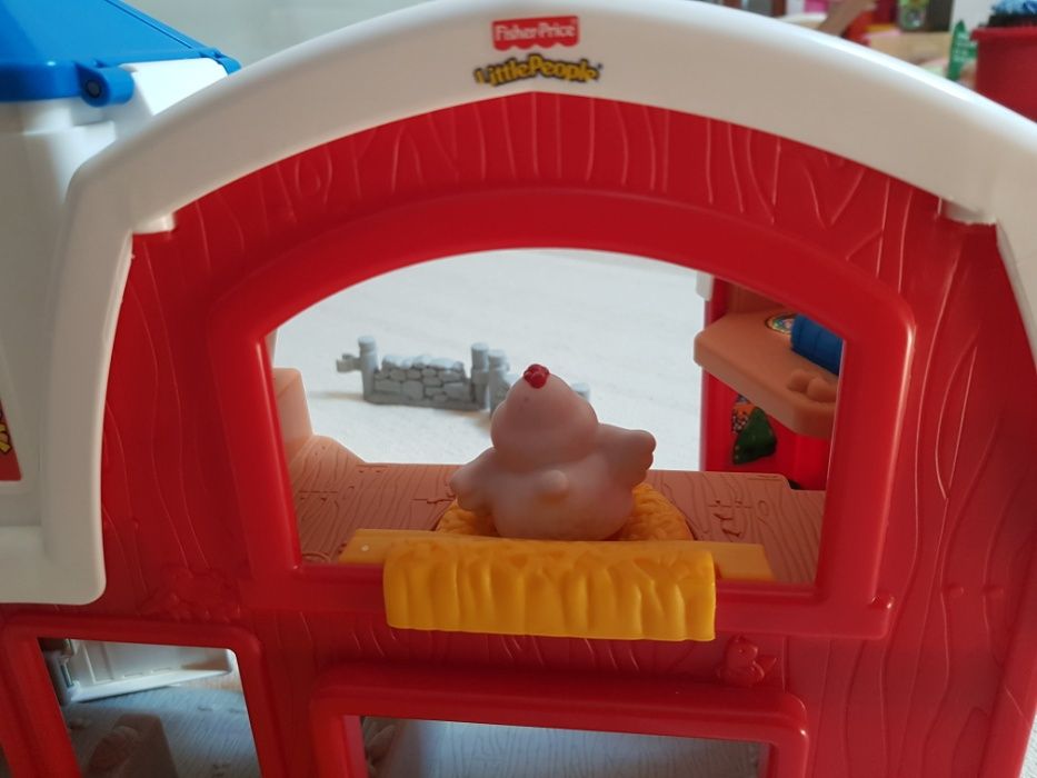 Quinta da Fisher Price, com animais, bonecos e Acessórios