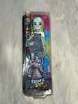 Nowa lalka Monster High Frankie Stein