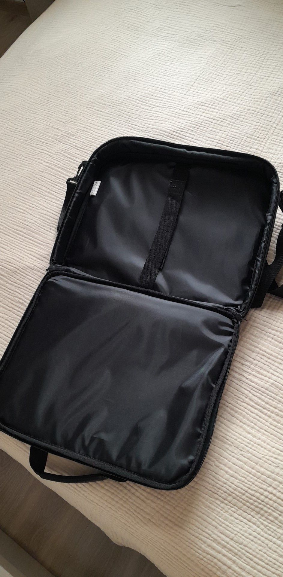 Torba na laptopa na ramię i do ręki Targus 15.6 cal