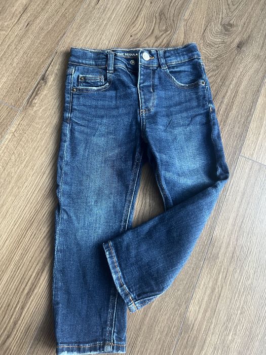 Продам джинсы Zara