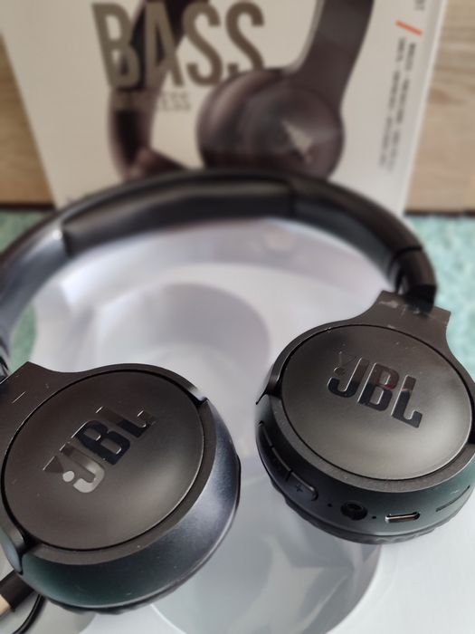 Auscultadores Bluetooth JBL 510 BT preto