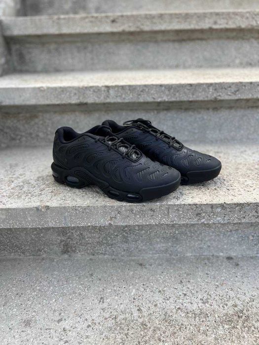 Кросівки Nike Air Max Plus Drift Vapormax (40р по 49.5р) (HF0785-001)