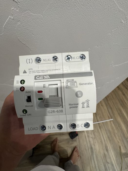 Автомат для генератора или инвертора