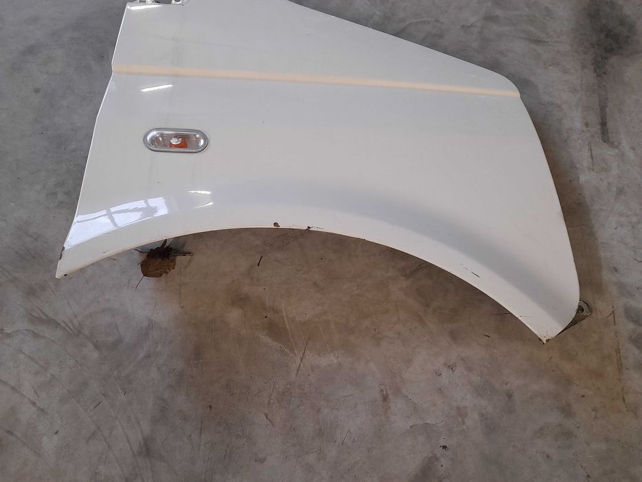 Błotnik prawy przód VW Transporter T5