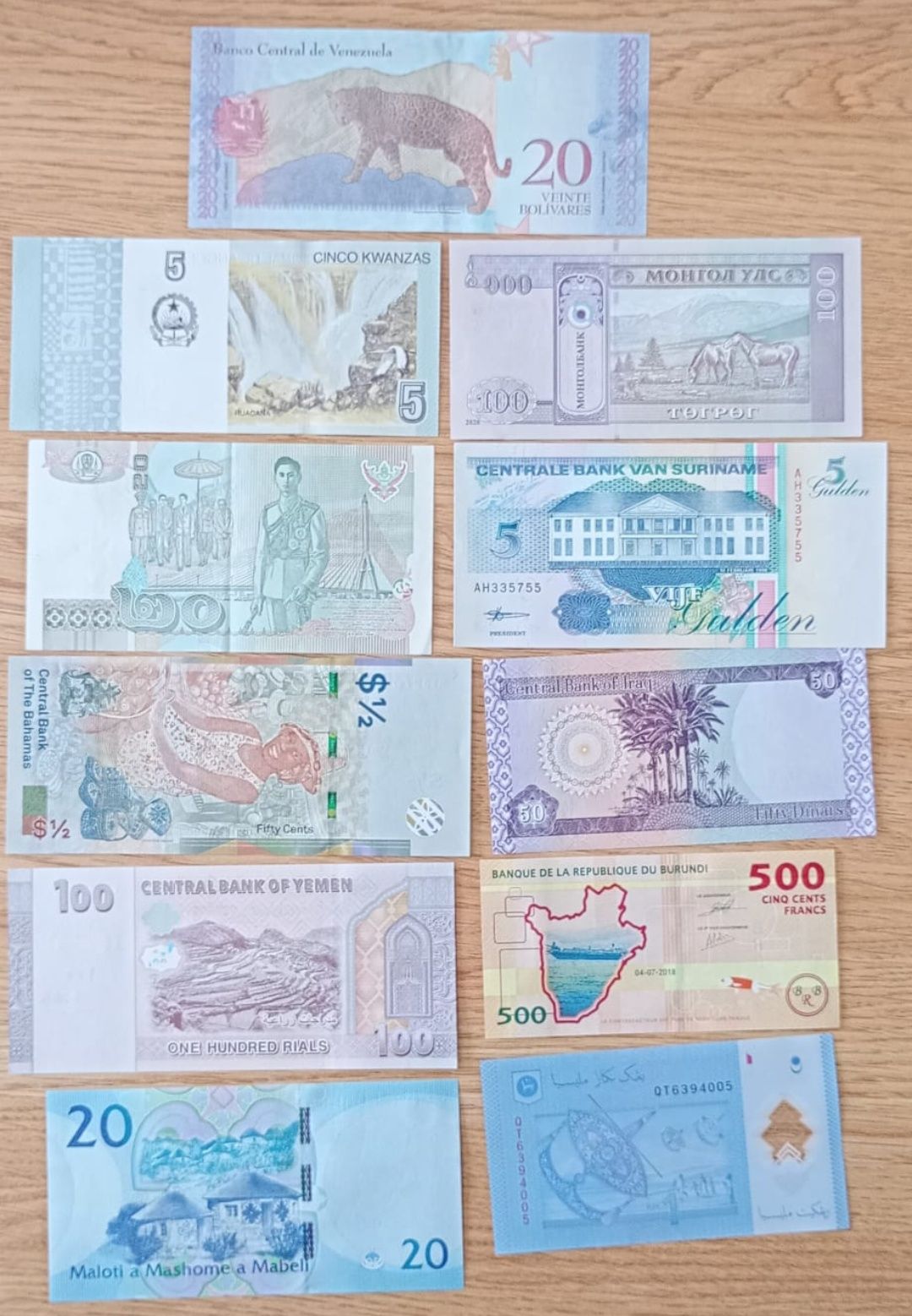 Banknoty Świata 14 szt