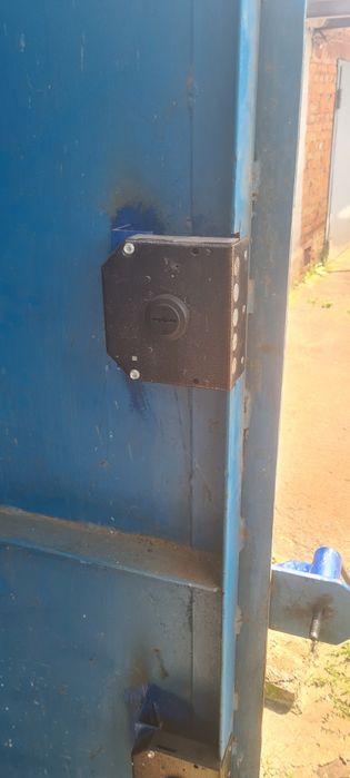 Сдам (продам)гараж на первомайке в  кооперативе"Нива"