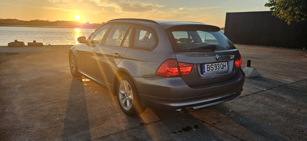 BMW Série 3 Touring 316d 2012