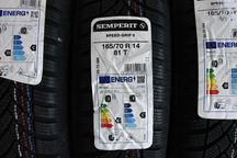 1x Opona zimowa Semperit Speed-Grip 5 165/70R14 81 T Nowa 2023r