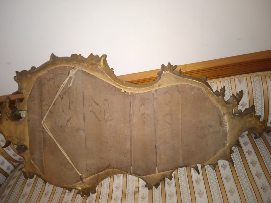 Zabytkowe lustro rokoko