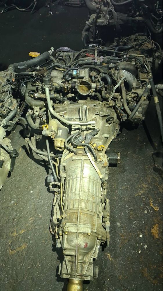 Двигатель EJ251  2.5 L 2000-05 одновальный из Японии