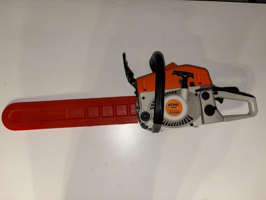 Vende-se motoserra STIHL MS661.