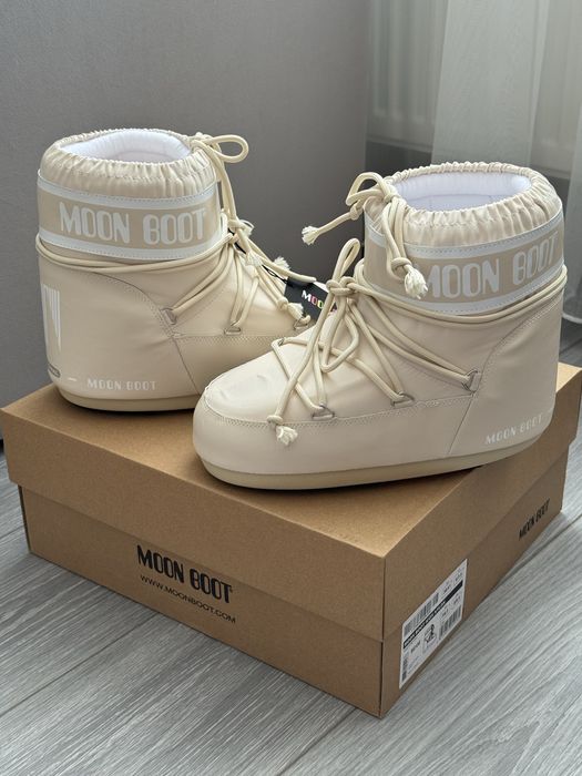Мунбуты Moon Boot MB Icon Low Nylon beige снегоходы (NEW IN BOX)