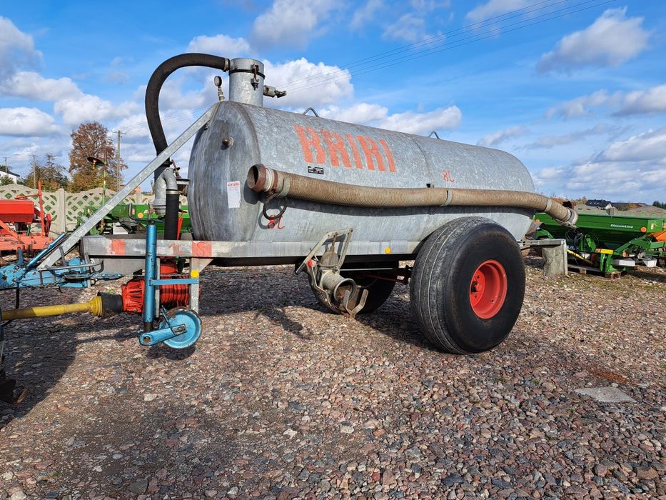 Beczkowóz BRIRI 6000 l beczka asenizacyjna super stan
