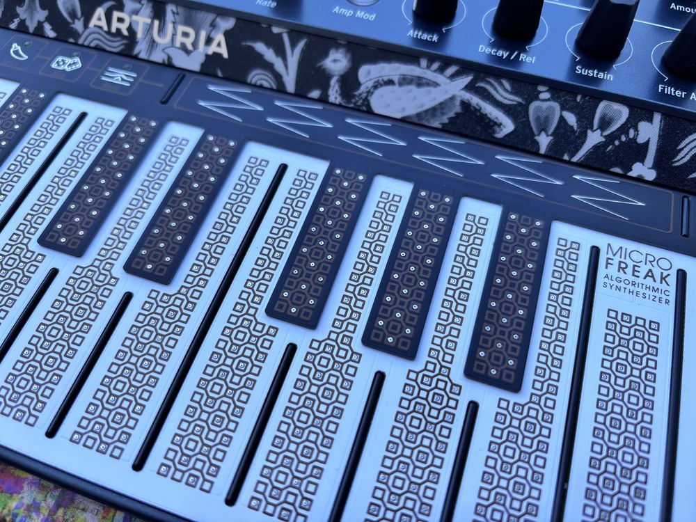 Arturia Microfreak + Microfone