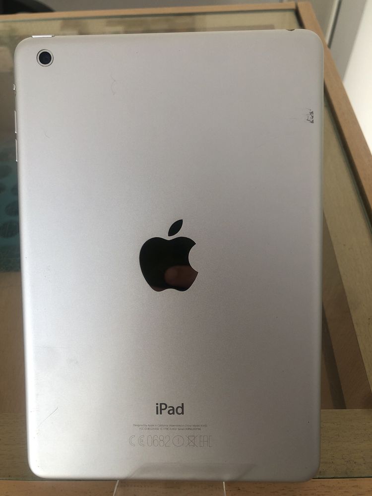 iPad mini usado para despachar