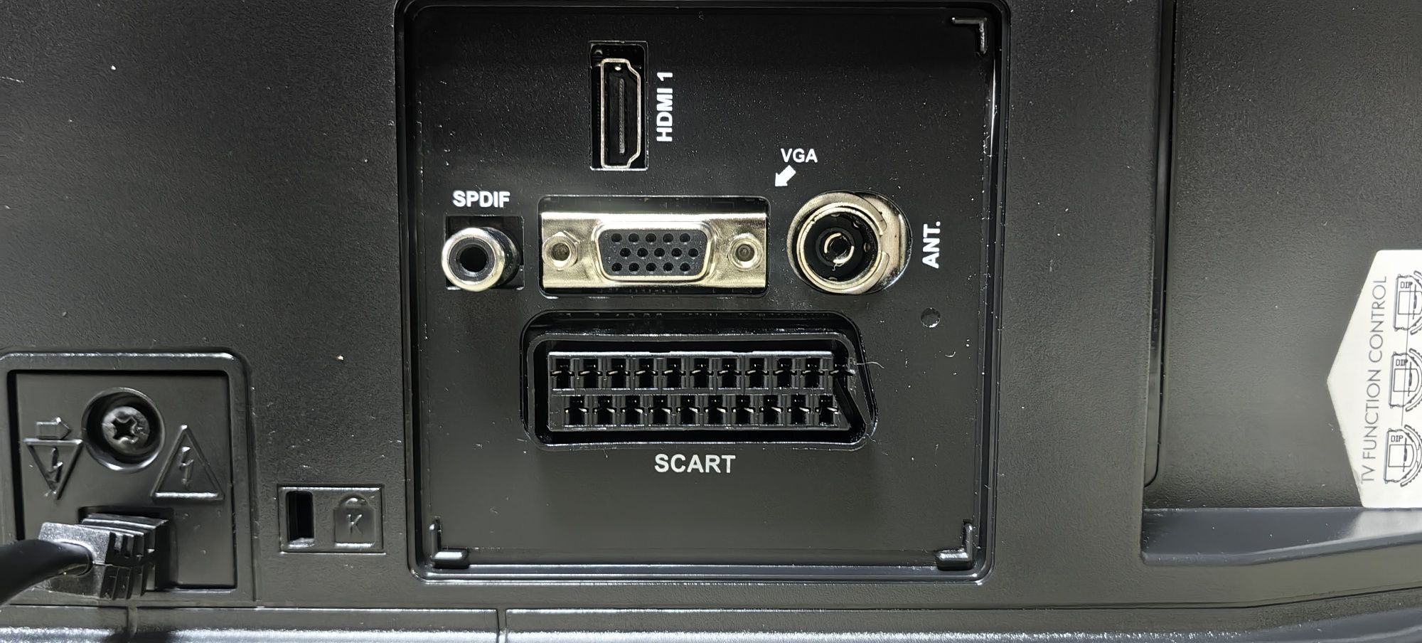 Телевізор Kendo Led 19HD121/HDMI/VGA/пульт