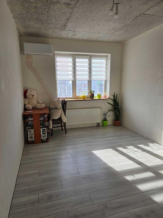 Продам 3-кімнатну квартиру у ЖК «Діамант», Масив, м.Бровари SL