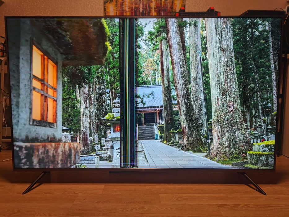 Xiaomi Mi TV 4S 65 дюймов, треснута матрица, на запчасти, самовывоз