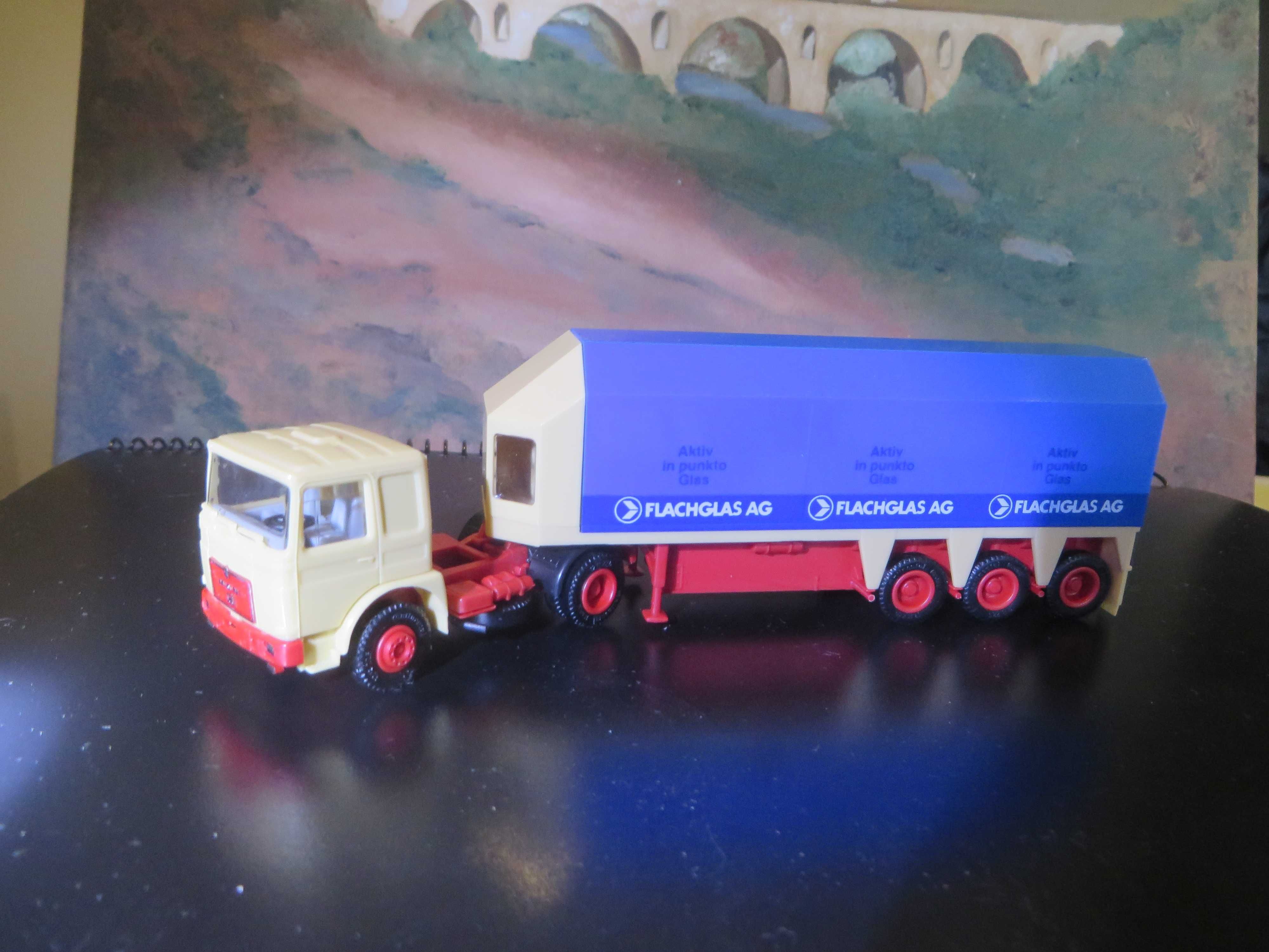 Camião colecção HERPA MAN F8 - escala 1/87 - NOVO
