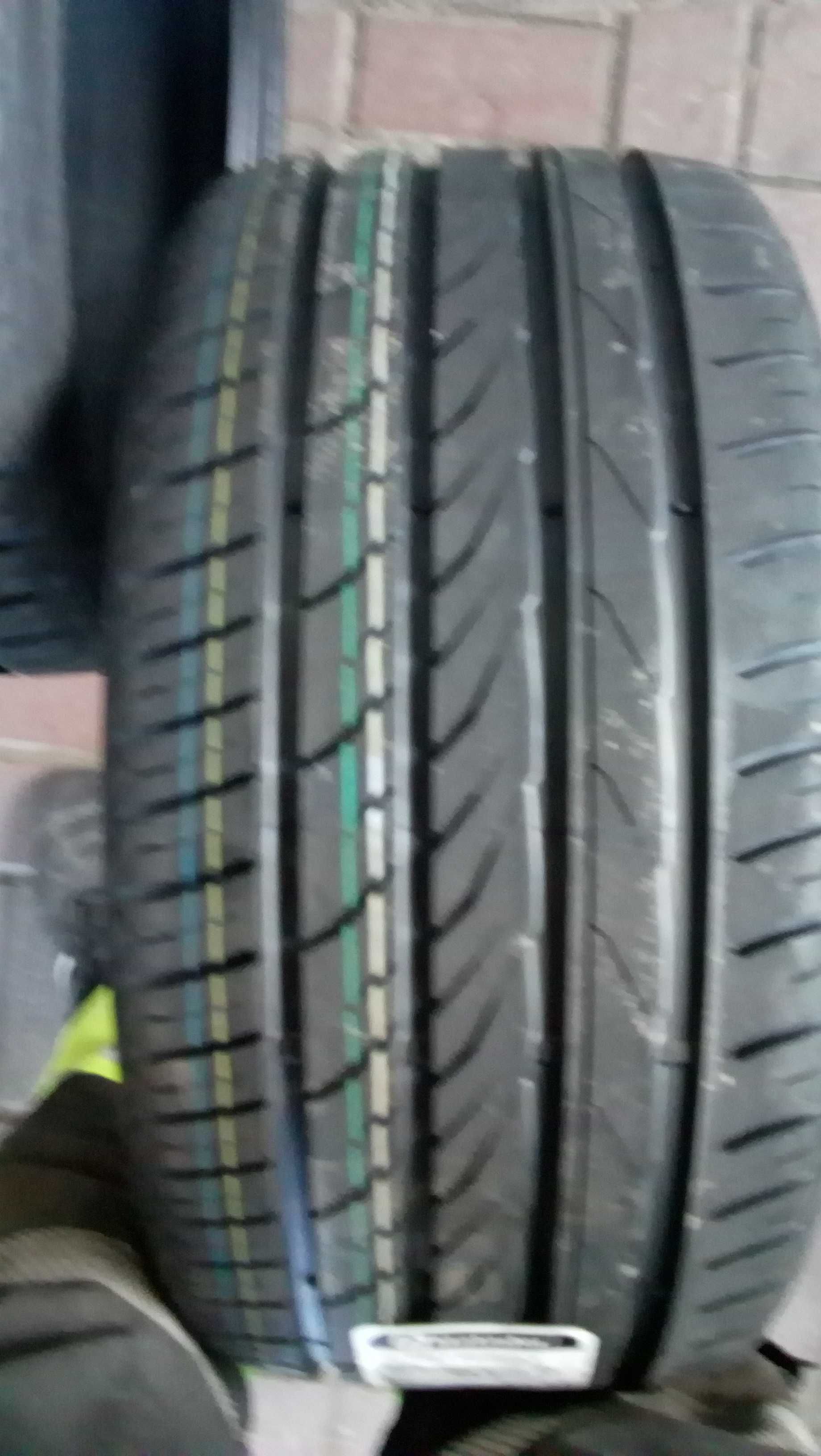 255/35 r18 Matador