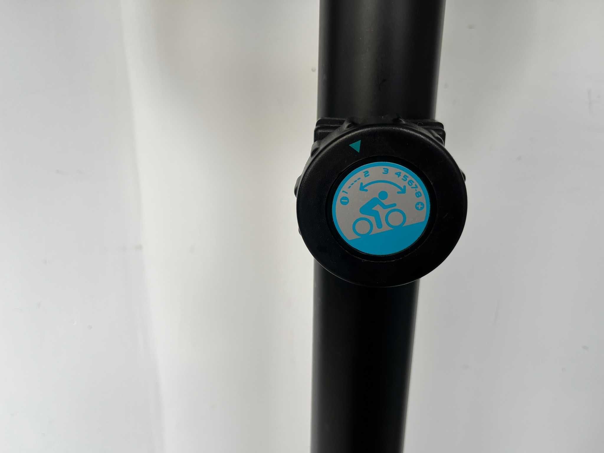 Bicicleta Estática Decathlon - Modelo Domyos Essential 2 04