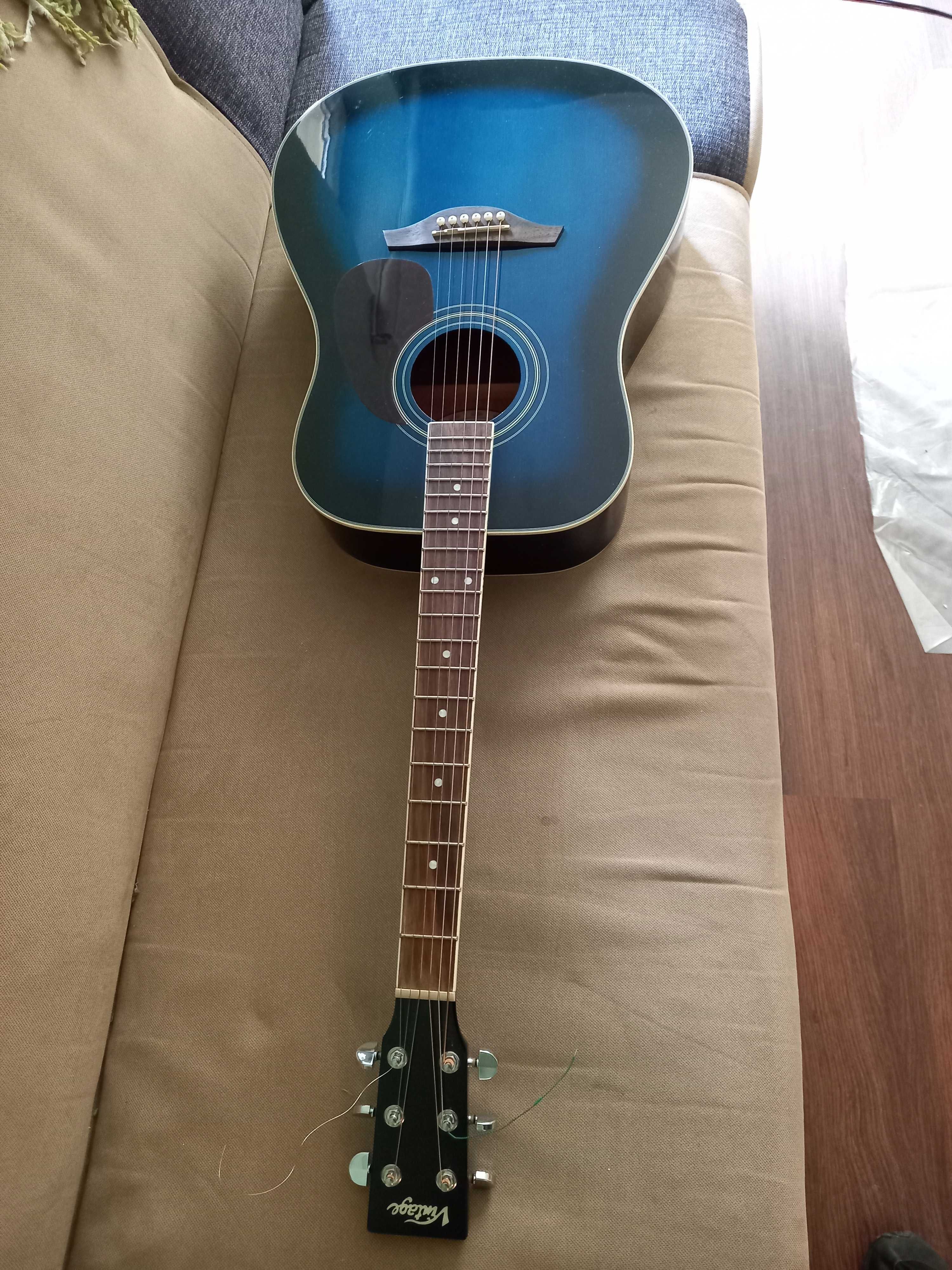 Gitara akustyczna Vintage 400BK w bardzo dobrym stanie