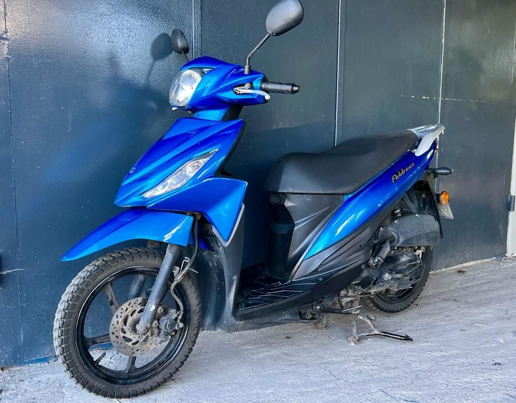 Skuter na wynajem dostawy / Scooter rental rent 125cc 50 Suzuki Yamaha