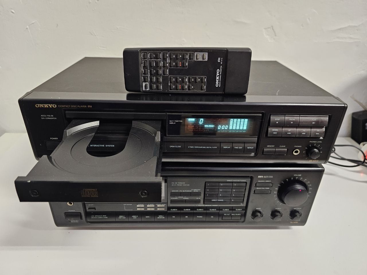 Pilot! Amplituner Onkyo TX-7830/ Odtwarzacz CD Onkyo DX -6810