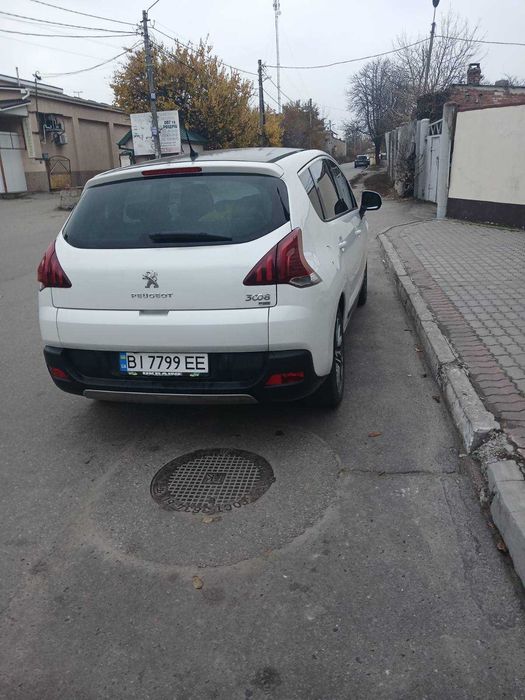 ПРОДАМ Peugeot 3008