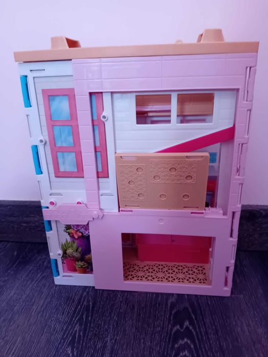 Rozkładany domek Barbie