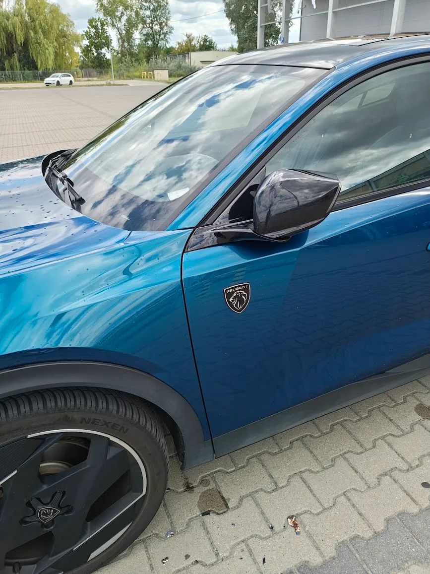 Peugeot 408 Peugeot 408 plugin 225 KM wersja First Edition Salon Polska