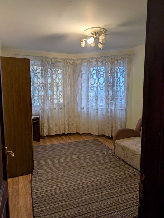 сдам в долгосрочную аренду 2-х комнатную квартиру