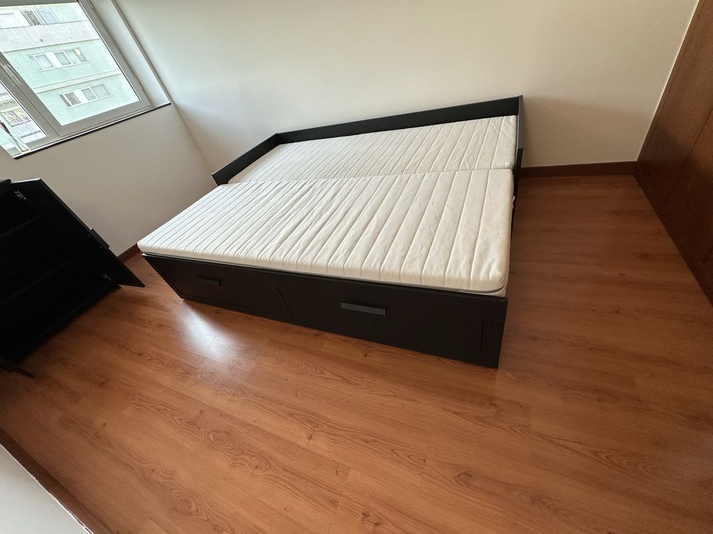 Cama individual/casal com gavetões - BRIMES IKEA