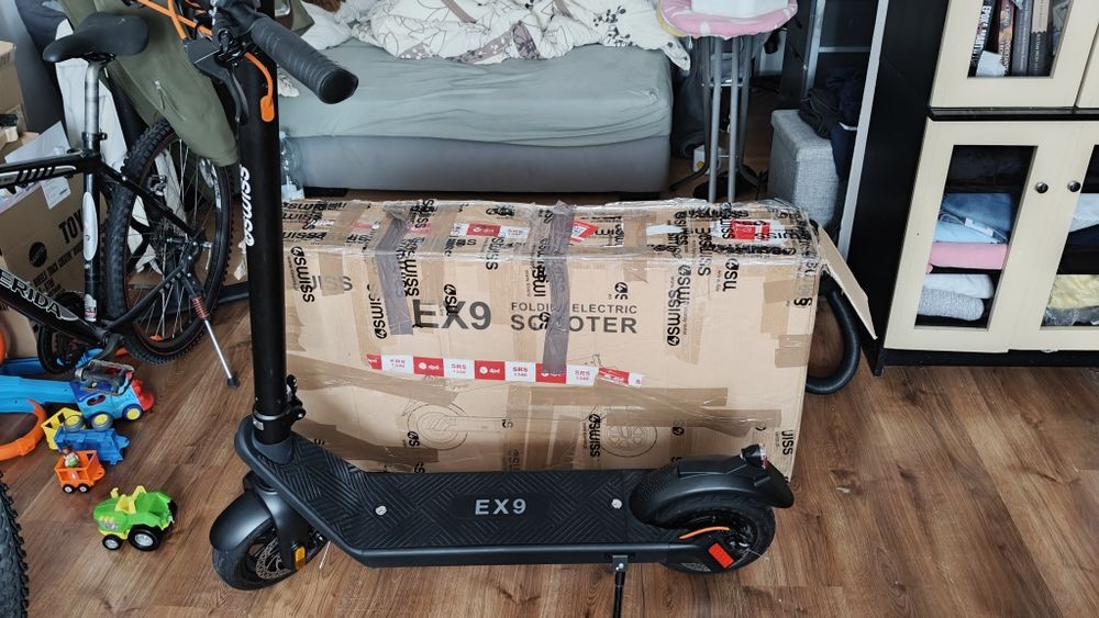 Okazja Hulajnoga elektryczna 4SWISS