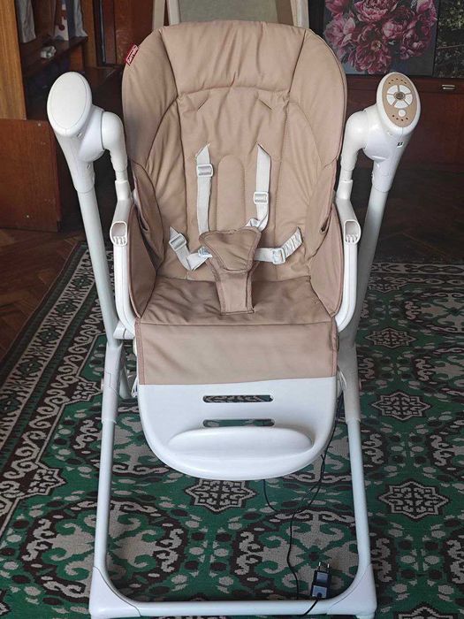 Стільчик для годування - гойдалка Carrello Triumph / Карело Тріумф 3в1