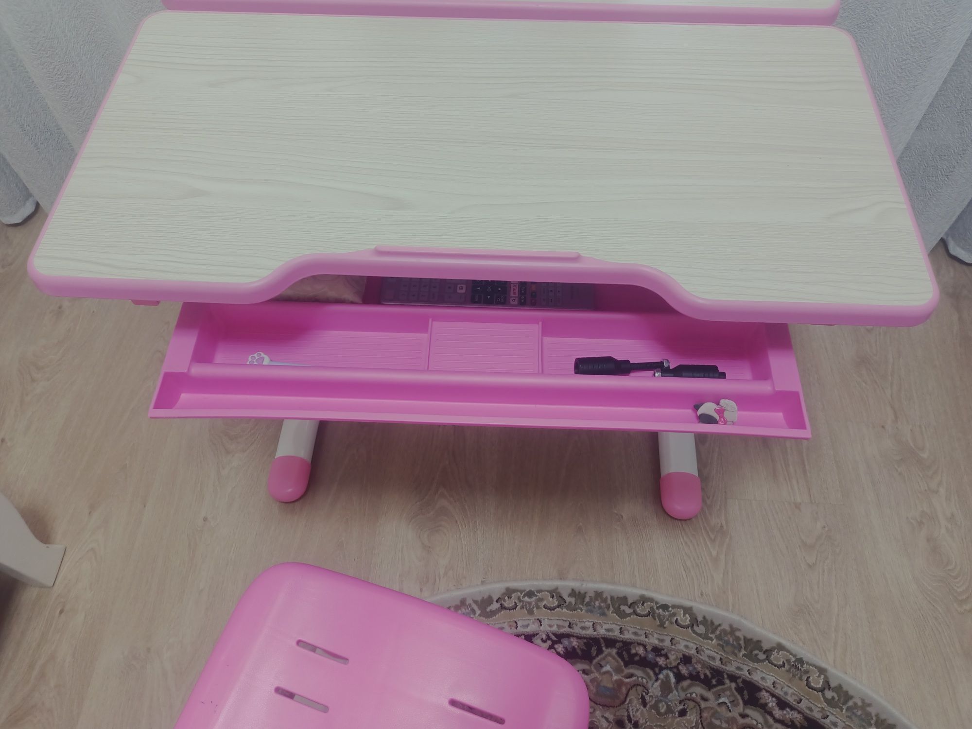 Растущая парта FunDesk Bellissima Pink