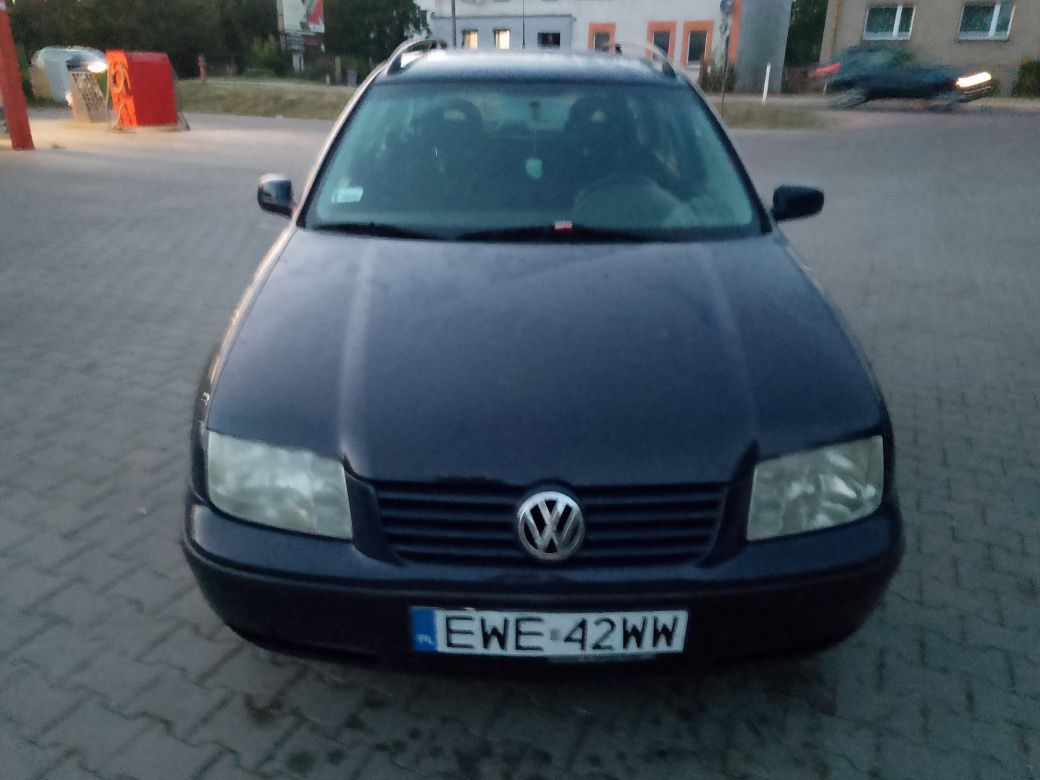 Sprzedam borę 1.9 TDI ,klima ,6 biegów