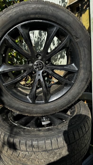 Продам диски на Х5 з шинами 285/45r19