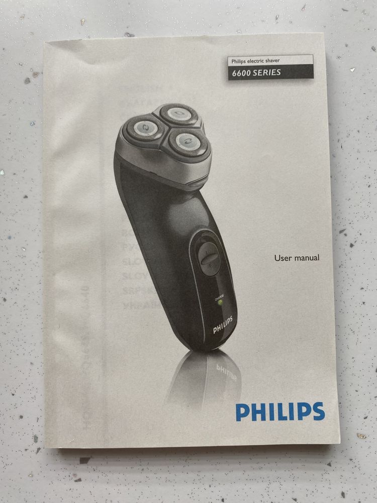 Електробритва Philips HQ6640