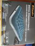 Materac dmuchany z wbudowana pompka