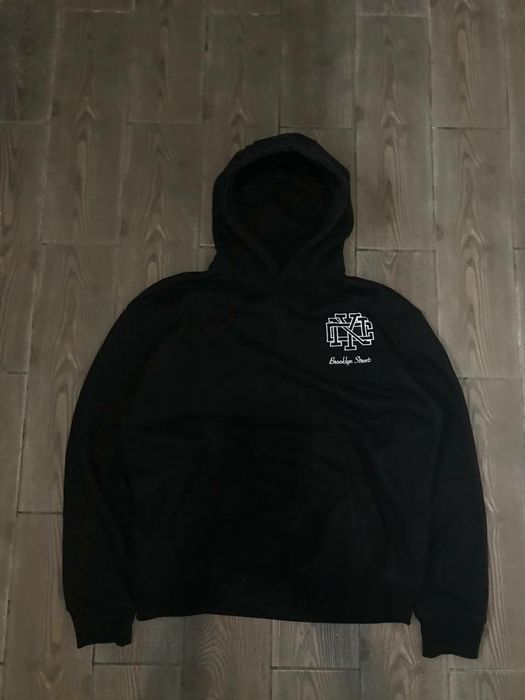 худи от Pull and Bear