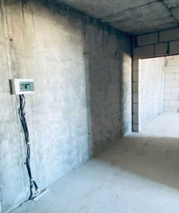 Видова 2-кв-ра в елітній новобудові. Центр. Панорама на річку.