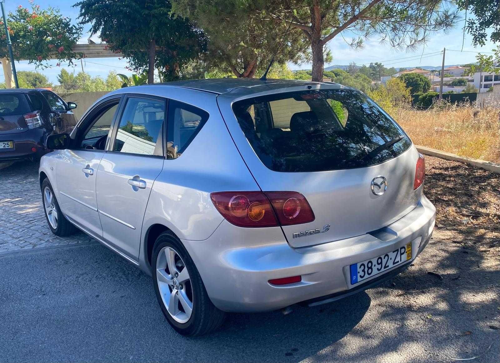 Vendo Mazda3 2005, bom estado