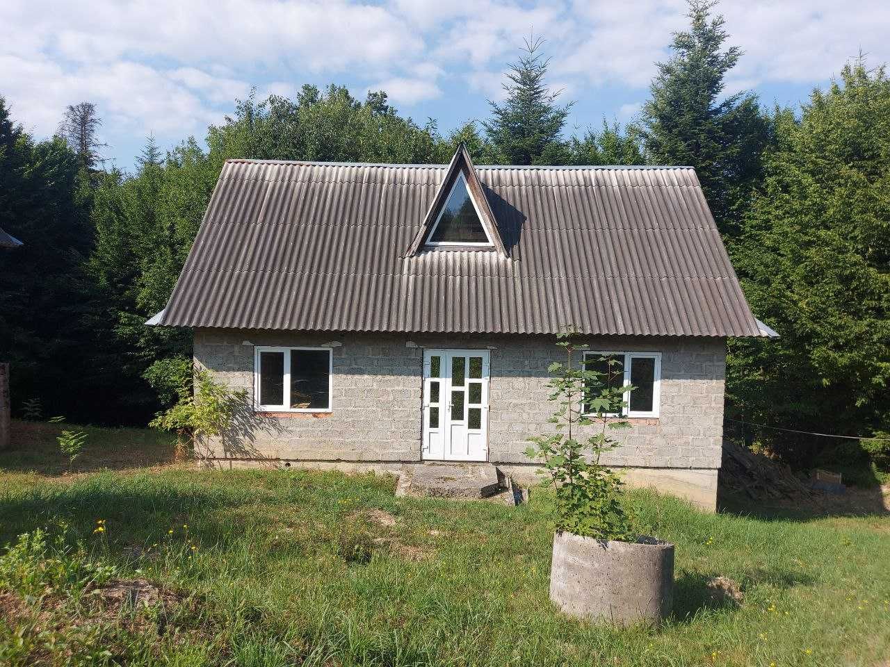 Продається житло в Карпатах поруч з струмком та лісом м.Косів