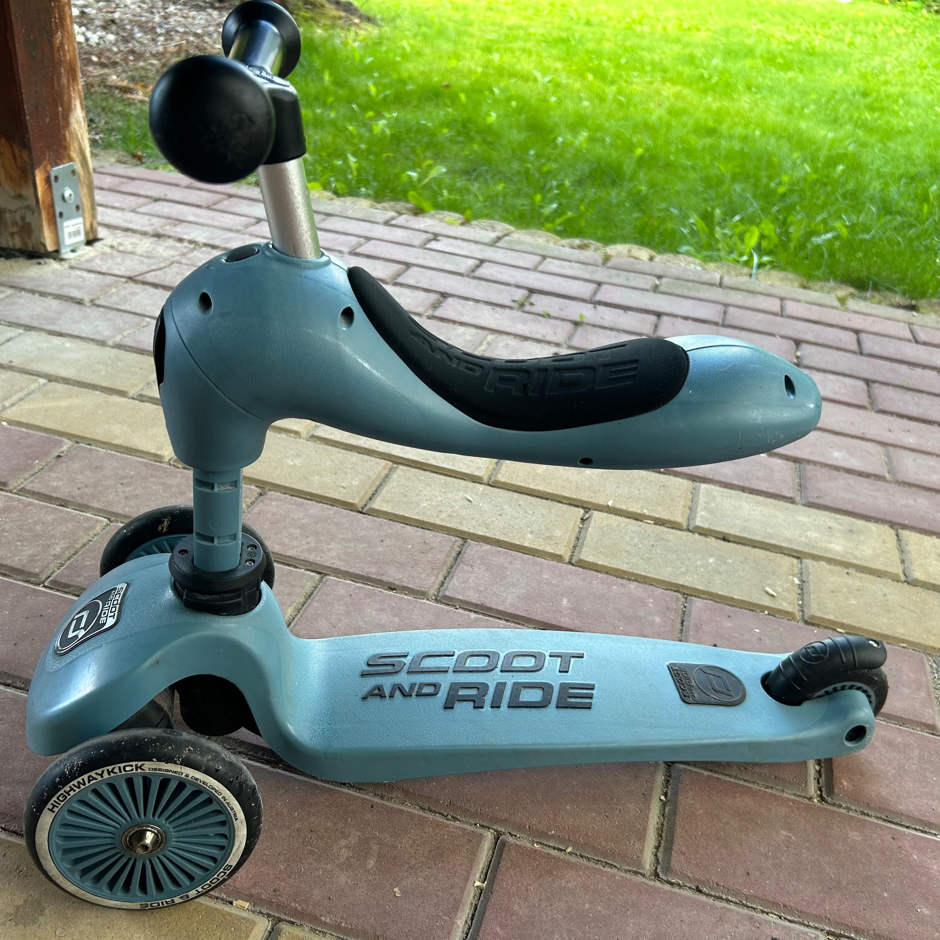 Jezdzik scootandride