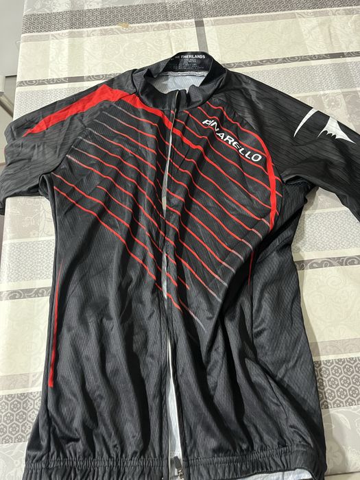 Jersey e calcoes pinarello