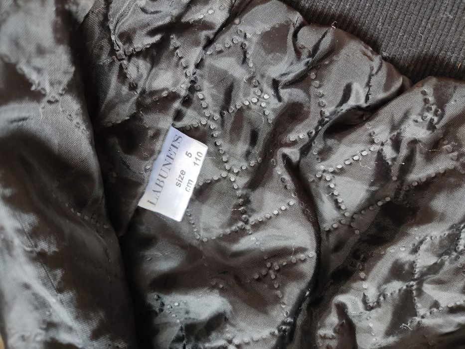 Вітровка бомбер куртка