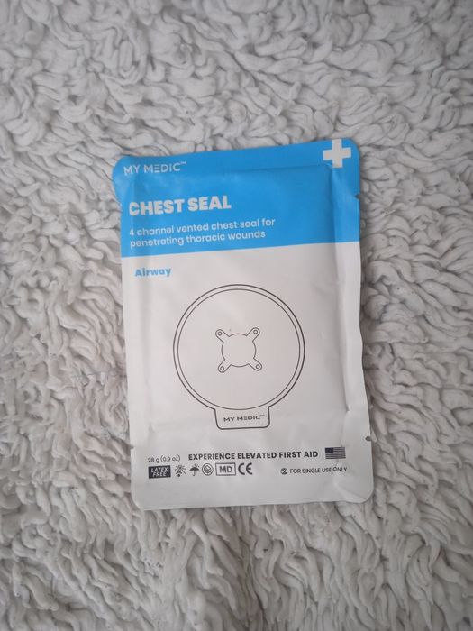 Оклюзійна наліпка з клапаном chest seal