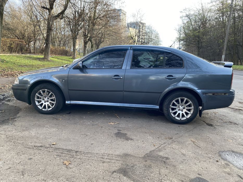 Skoda octavia шкода октавія 1.8 turbo турбо автомат клімат